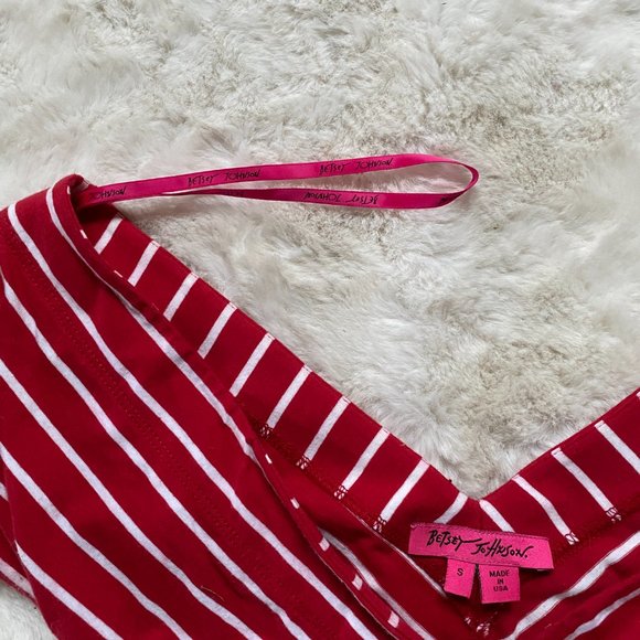 Betsey Johnson Designer Top - Picture 9 of 12